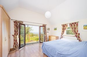 Bedroom- click for photo gallery